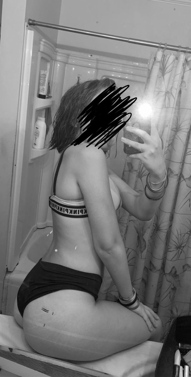 dkd2xx's tweet photo. https://t.co/nYHCUXCXCp 🤭
#ContentCreator #AdultWork #onlyfansbabe #paypig #camgirl https://t.co/4cXYu2n3BF