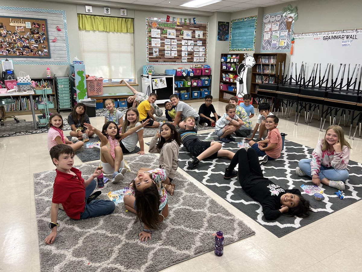 SherryLKehler's tweet photo. 3rd Grade Luau 🦩🌺Gonna miss these kids!! https://t.co/pE8Amm5uBG