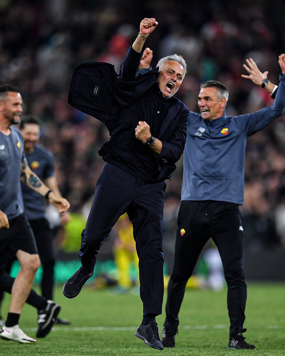 من غير السبيشل ون يفك العقده ❤💛❤💛❤💛