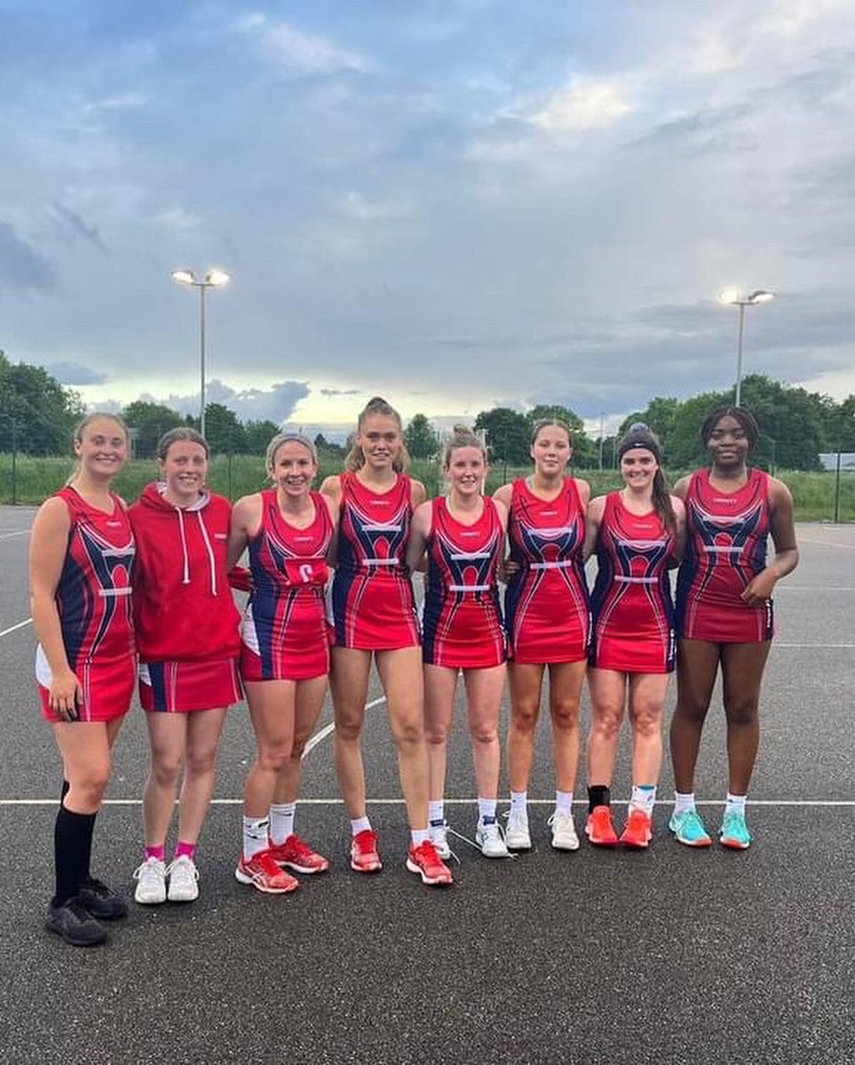 NetballTrinity's tweet image. A good game for our senior Prem team on Monday night winning 59-39 v Vale. ⭐️ POM Hannah ⭐️

Well done ladies 👏.                    #netball #oxfordshirenetballleague #sports