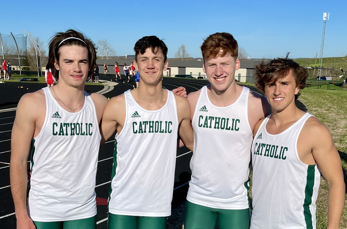 kristilyon's tweet photo. Another trip to STATE for 3 of these guys…. So proud of their 4x200 relay! They runs in prelims on Fri at 12:30 in Jeff City! Let’s Go Irish!☘️🏃🏽‍♂️ @TyLyonBaller @SCHSIrishBB @Irishreports @USM_basketball https://t.co/zmM05cUMc8