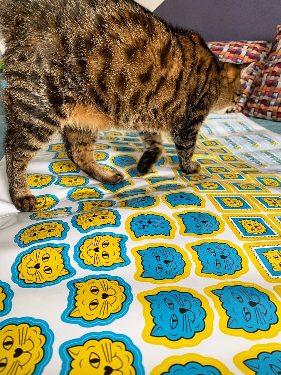 ChipaArt's tweet photo. We make more and more #Chipaart #stickers 😼🤪🫶🏼
#NFTCommmunity #graffitiart #graffiti #Ukraine https://t.co/4t3GhoBat1