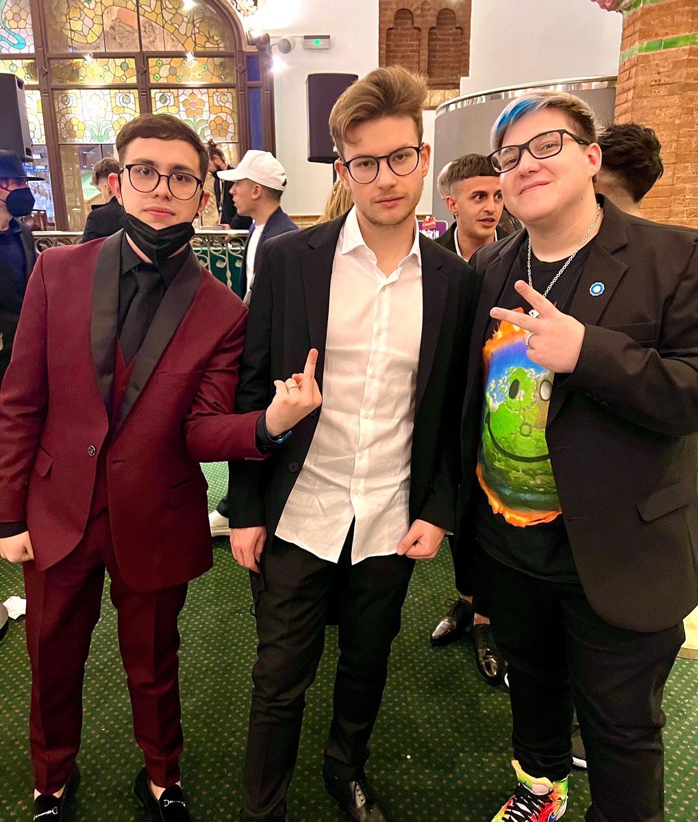 BoffeGP's tweet photo. También tengo esta foto jskajsks https://t.co/mi6WDLXXKy