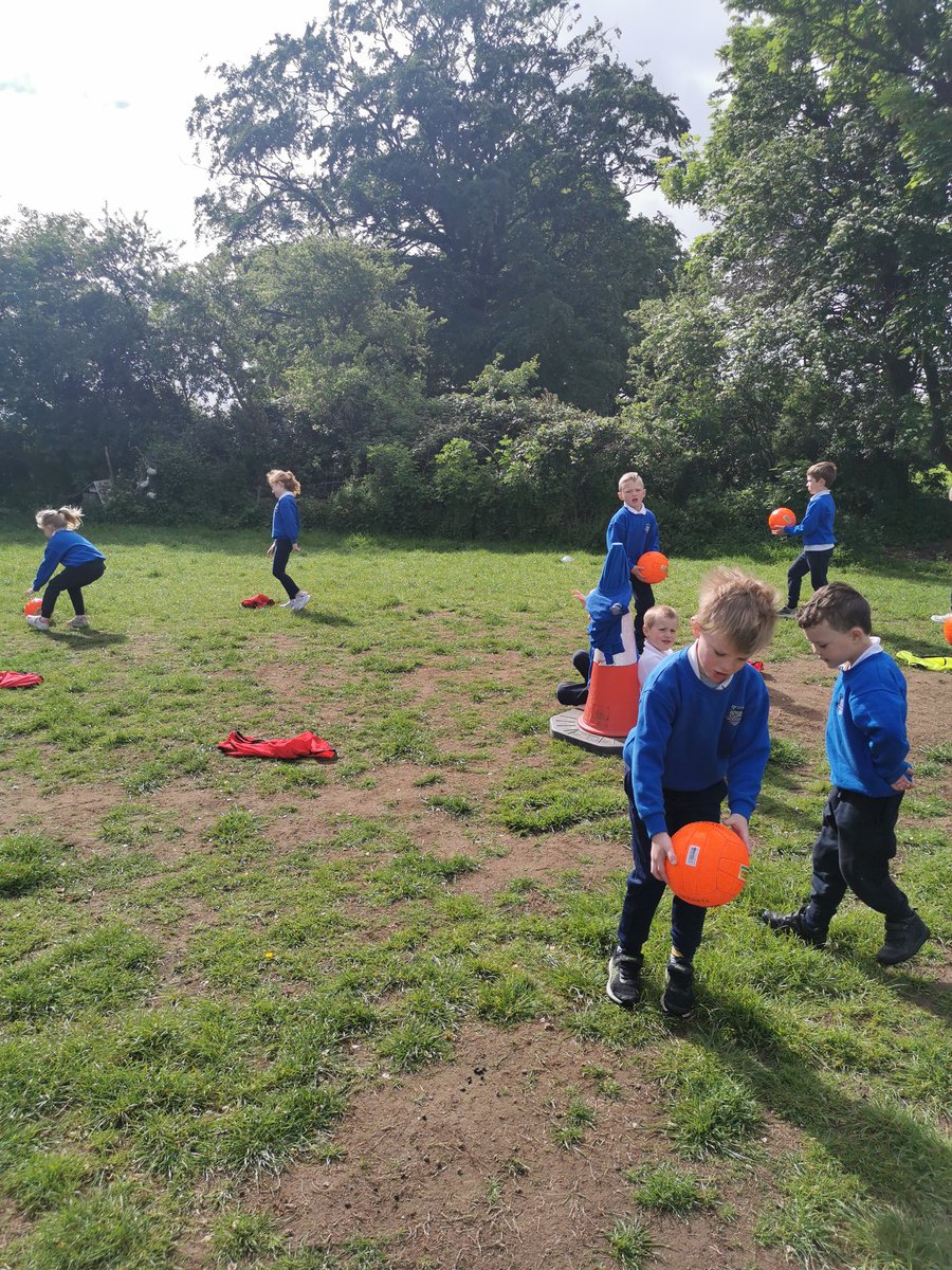 Niall Barry (@niall_barry01) on Twitter photo Some @livelearnlovegg inspired sessions in <a href="/BallonNs/">Ballon NS</a> and <a href="/TinrylandNS/">Tinryland NS</a> perfecting the solo 🏐
<a href="/CarlowGAACoach/">Carlow GAA Coaching & Games</a> <a href="/BallonGFC/">Ballon GFC</a> <a href="/Tinryland_GFC/">Tinryland GFC</a> Some @livelearnlovegg inspired sessions in <a href="/BallonNs/">Ballon NS</a> and <a href="/TinrylandNS/">Tinryland NS</a> perfecting the solo 🏐
<a href="/CarlowGAACoach/">Carlow GAA Coaching & Games</a> <a href="/BallonGFC/">Ballon GFC</a> <a href="/Tinryland_GFC/">Tinryland GFC</a>