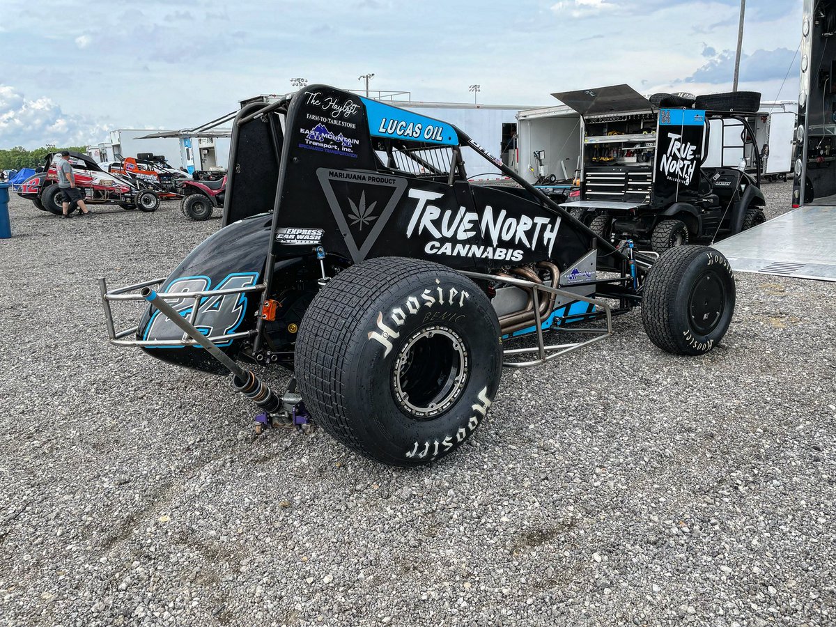 LSR_Racing's tweet photo. All set up for night one with @USACNation @circlecitydirt! Hoping the rain stays away π€πΌ @TrueNorthMM #EastMountainTransport @Lucas_Oil #LSLucas #ItWorks https://t.co/5Yx3pHZEi8