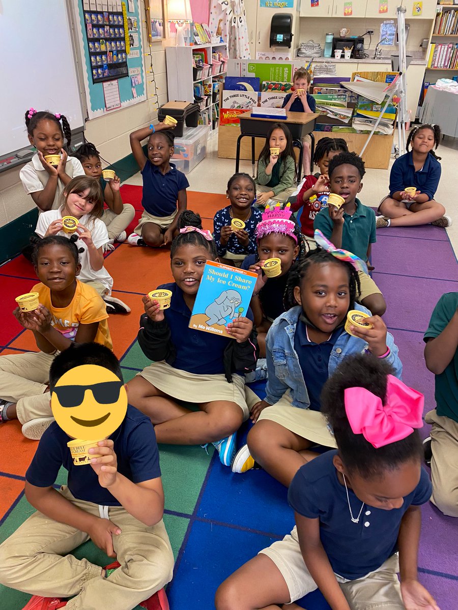 We had the best time at our Elephant and Piggie party today! We spent all day celebrating our favorite books. I am sure am going to miss this special bunch 💖🐷🐘 @DicksonTigers @The_Pigeon