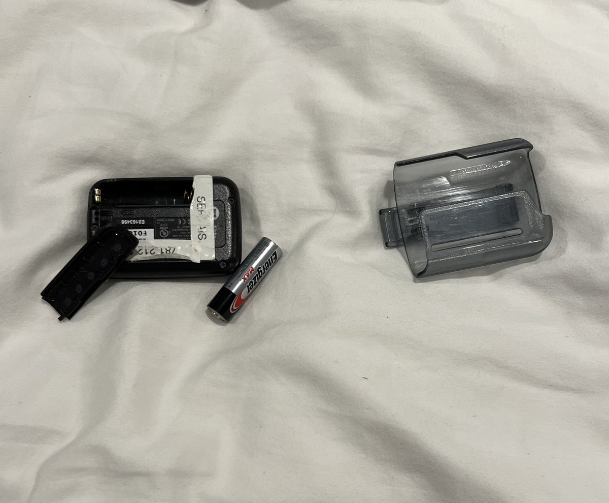 ElliotServaisMD's tweet image. “Daddy your beeper was going off earlier upstairs…I stopped it”