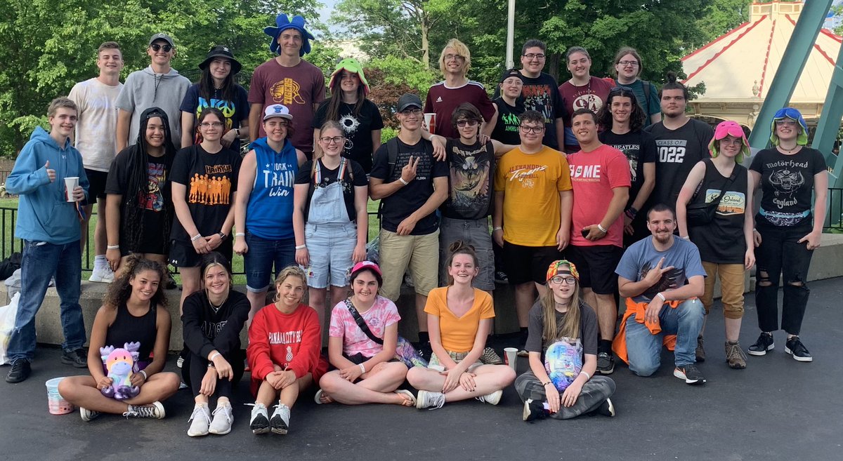 Fun day <a href="/KingsIslandPR/">Kings Island</a>! #Seniors2022 #SchoolsOut #GraduatingClass