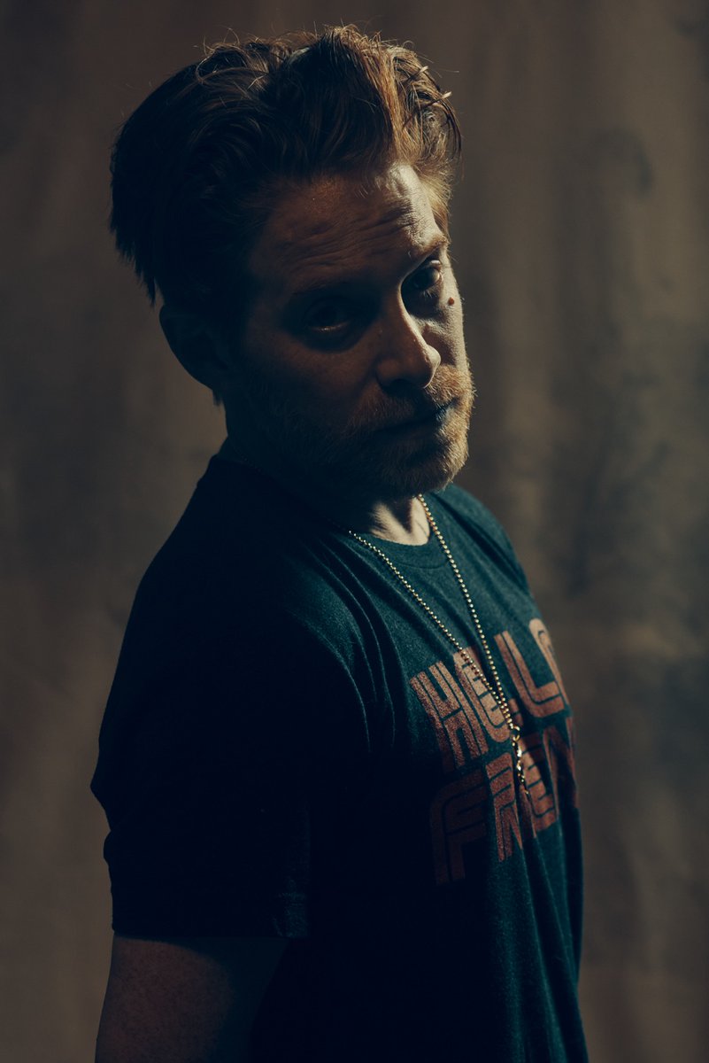 jeremycowart's tweet photo. Pleasure to work with ya @SethGreen
#veecon #Web3Yearbook https://t.co/ouElUp0JzA