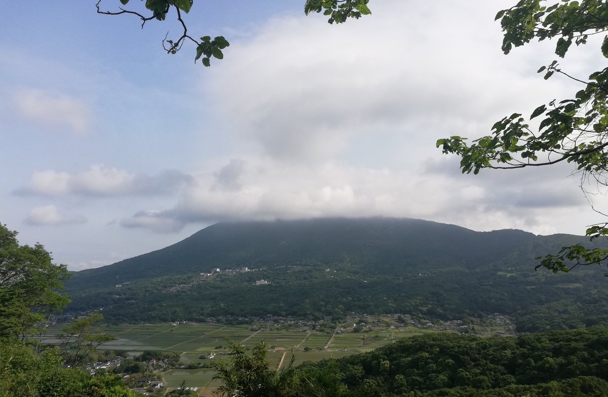 tkcc_jp's tweet photo. 現在の天気は晴れ、気温は16℃です。日中の最高気温は24℃まで上がる夏日の予報です。グリーンスピードは7.7フィートです。
午後ハーフ始めました。時間帯は13-14時スタートです。お電話ください。
＃ゴルフ、＃つくば国際、＃フットゴルフ、＃golf #ゴルフ好きと繋がりたい #つくば市 #絶景 https://t.co/7o6BAiPkBB