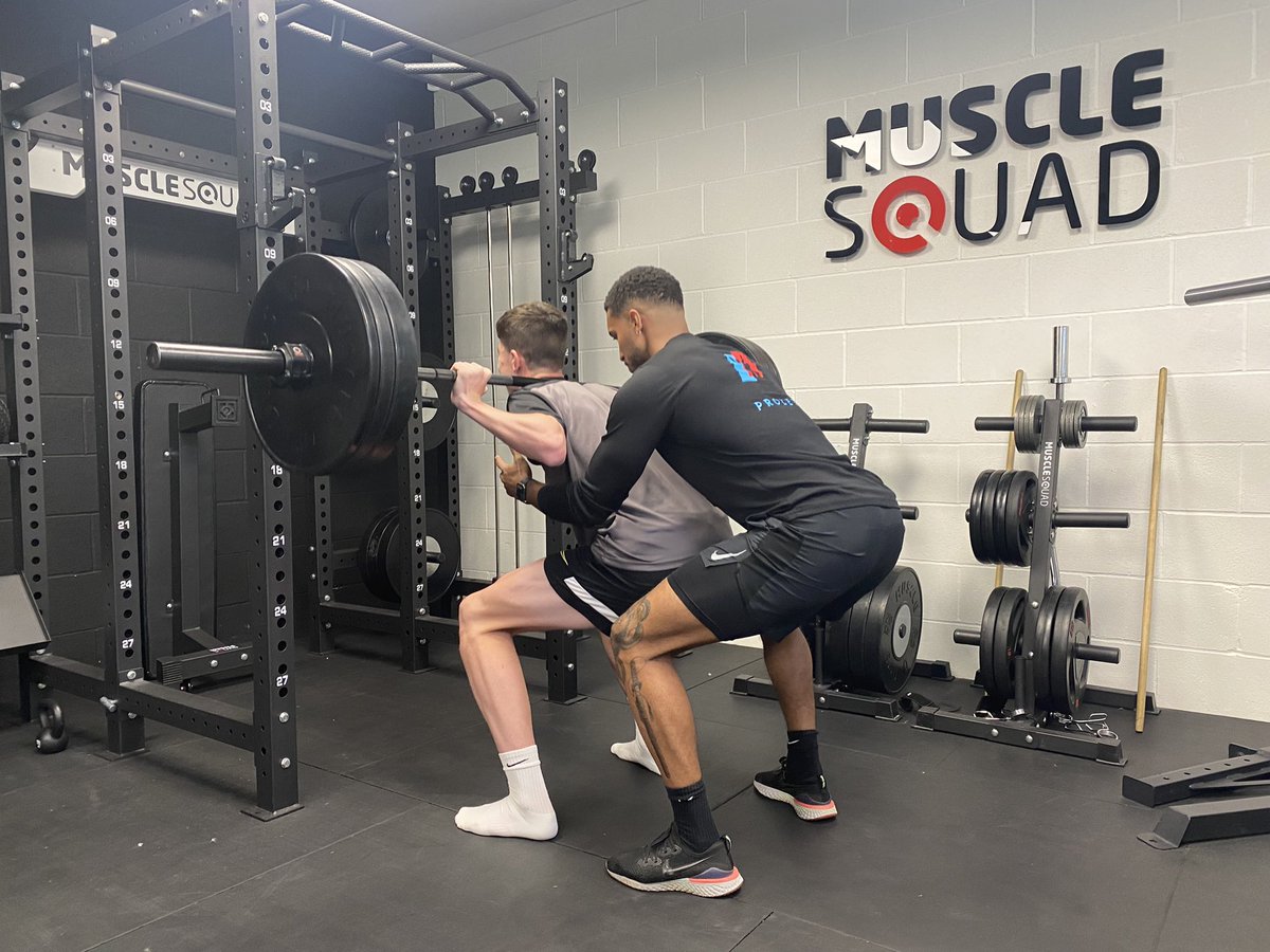 MannyTrippuk's tweet photo. Keeps pushing and doing what needs to be done.. 💪🏻@landsy66 @MKDonsFC @MuscleSquadUK #prolete #workharddreambig https://t.co/QymOXAsOaD