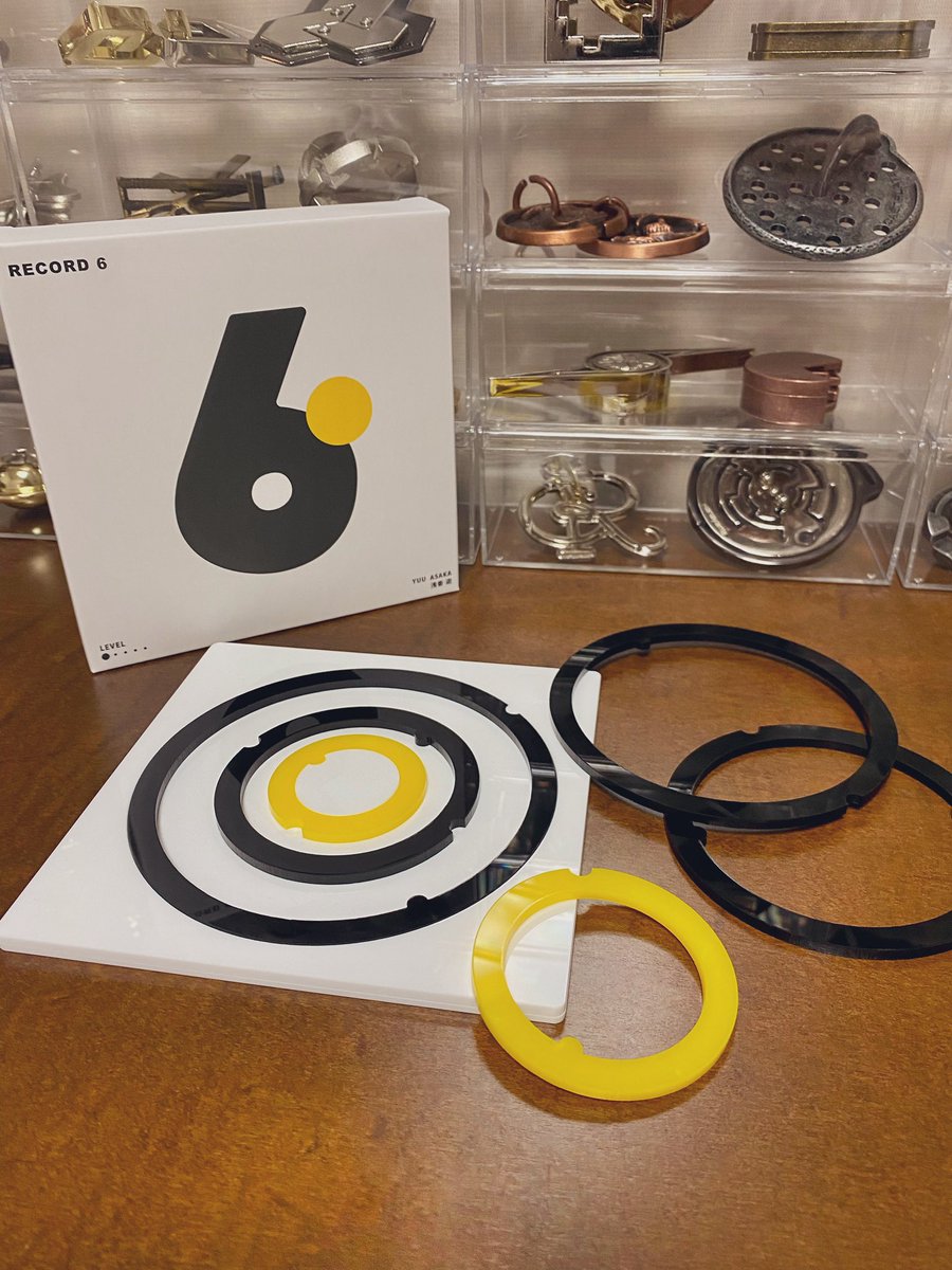 anebane's tweet photo. 浅香遊さんの「RECORD 6」が届きました。wave系やoleoのように意外性はありませんが、birdやjigsaw系のようによく考えられているなぁという印象。はまりそうではまらない感じが難易度1ながら面白い。
完成後の見た目がまさにレコードで、お気に入りです。
#浅香遊
#RECORD6
#パズル
#沼パズル https://t.co/Ra1L0IOeLr