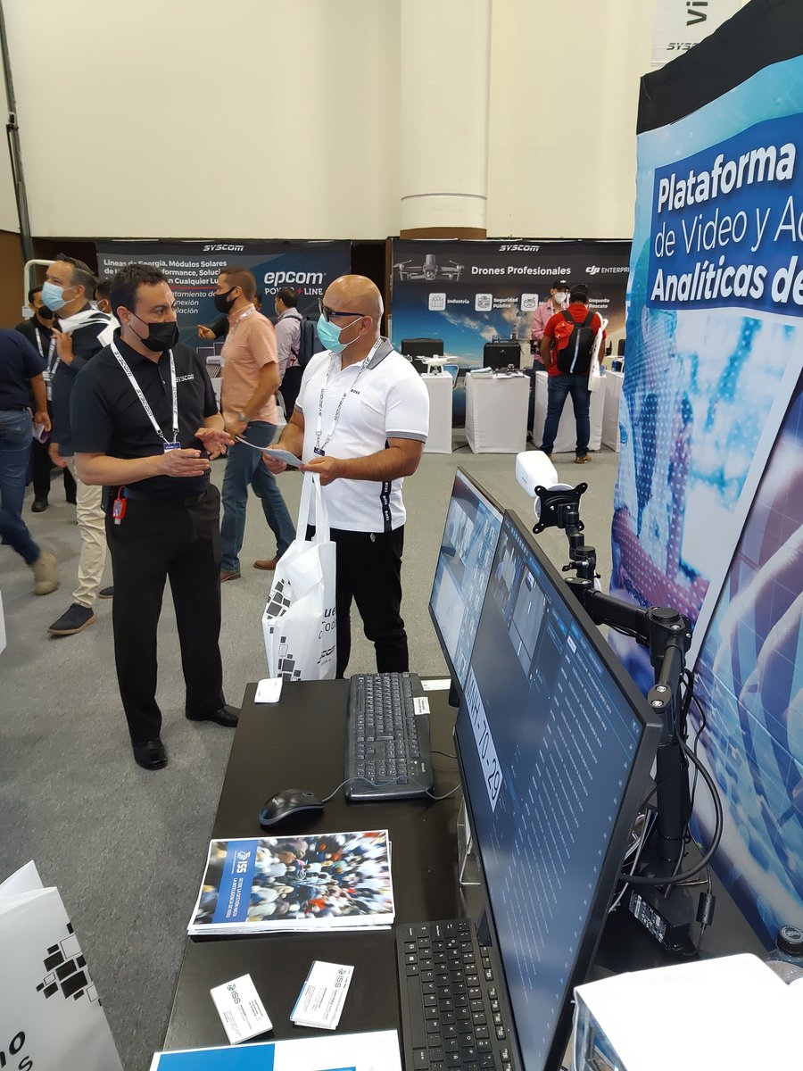 JPArellanoMX's tweet photo. Participar en la SyscomExpo se convierte en una oportunidad de compartir con un gran segmento del integradores del ramo de la tecnología   muestra la reactivación del mercado el crecimiento de grandes verticales de negocio y un futuro promisorio de la economía. https://t.co/TU8yzJPMWy