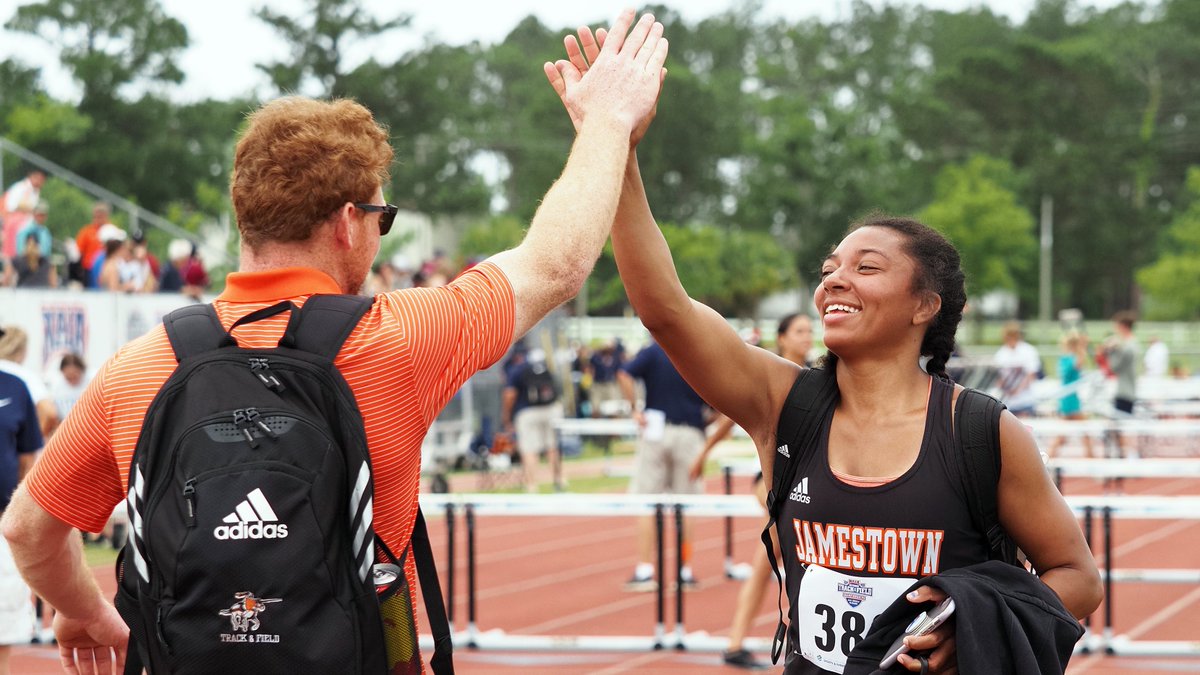 NAIA's tweet photo. W🏃‍♀️ &amp; M 🏃‍♂️

Check out the recaps from day one of the #NAIATrack championships

W - https://t.co/qc4cDuQsgM
M - https://t.co/19iHD4MxCm

#PlayNAIA #collegetrack #NAIATrack #BattleForTheRedBanner https://t.co/WL1XBhLMvG