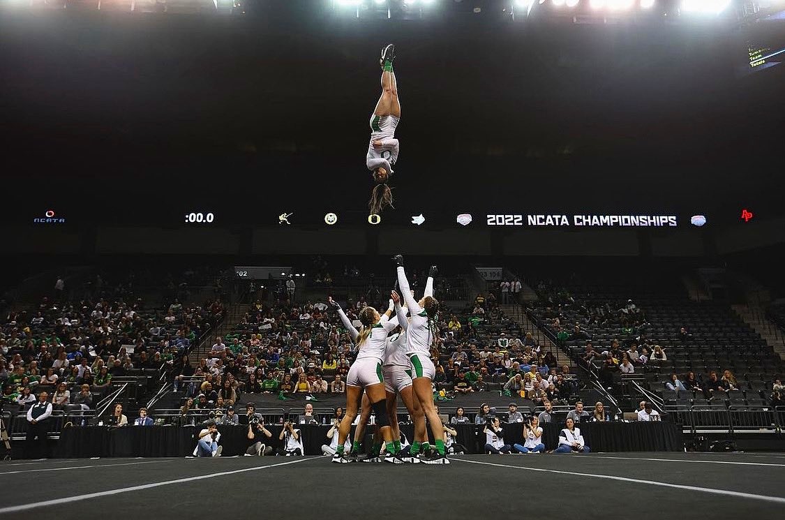 Brb our jaws are on the floor <a href="/OregonAcroTumb/">Oregon Acro&Tumbling</a> 🤩
#oregon #acro #acrobatics #acrobaticsandtumbling #baskettoss
