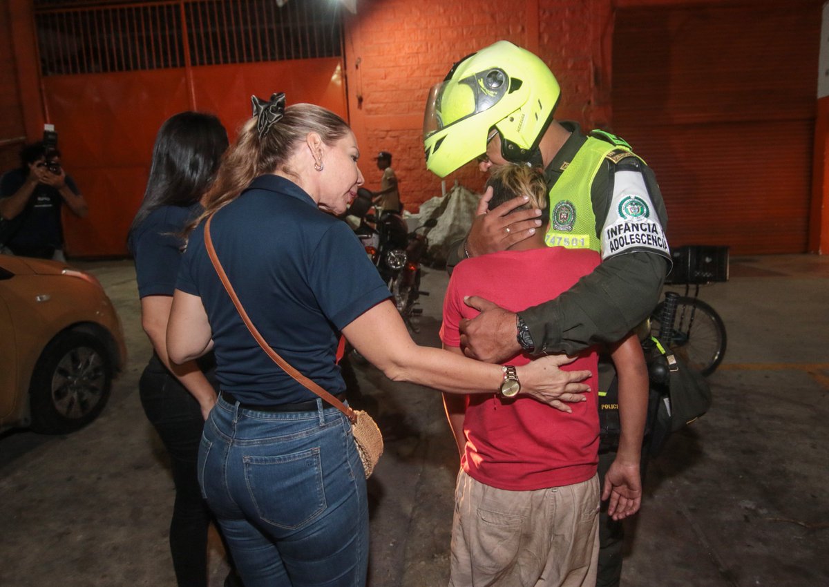 ✨👧Queremos ver sus sueños  convertidos en realidad, no queremos verlos trabajando en las calles; por eso trabajamos de la mano con <a href="/MigracionCol/">Migración Colombia</a> <a href="/PoliciaColombia/">Policía de Colombia</a> <a href="/ICBFColombia/">Bienestar Familiar | ICBF</a> y <a href="/CancilleriaCol/">Cancillería Colombia</a>  para erradicar la mendicidad y trabajo infantil de las calles barranquilleras.