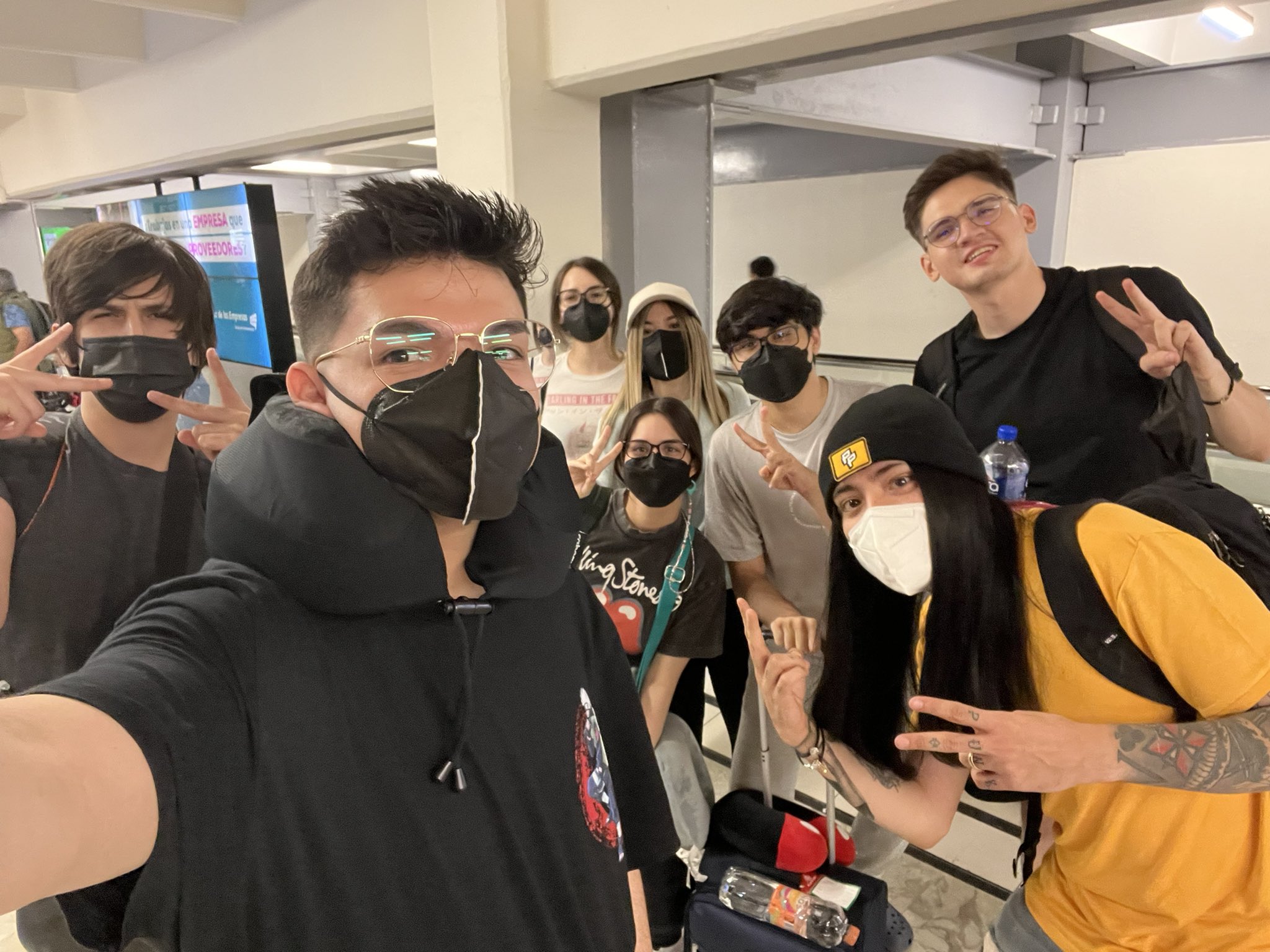 Missa Sinfonia 🌽 on Twitter: “RT @Komanch: 😎 https://t.co/2V7W3rFcZ1