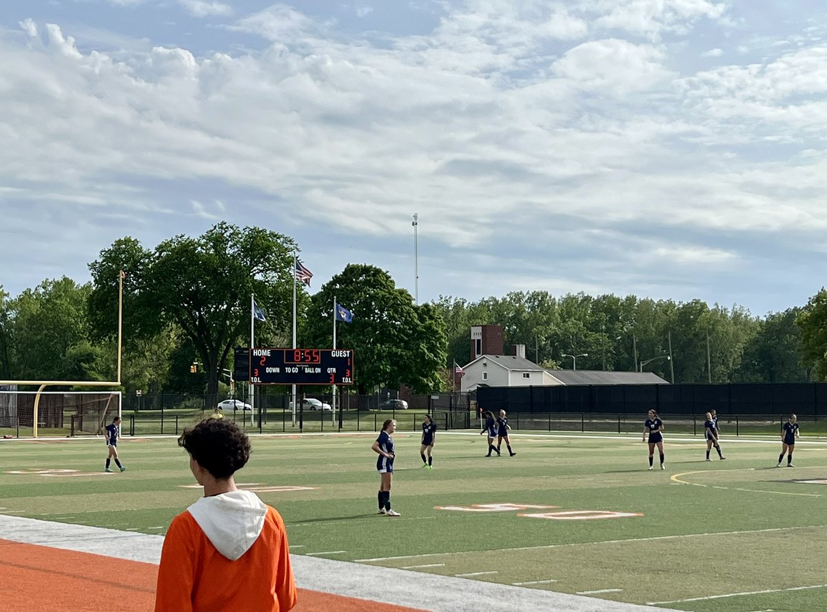 CwoodCoachT's tweet photo. Congratulations to @CoachSammyMroue and the Lady Chargers with their 2-1 OT win over Edsel Ford 👏🏽 @samanthaayoubbb with the equalizer and Natalia Sobh with the game winner on a PK! @CHS_ChargersAth @CrestwoodFball @CrestwoodSoccer https://t.co/qyMskI2SC4