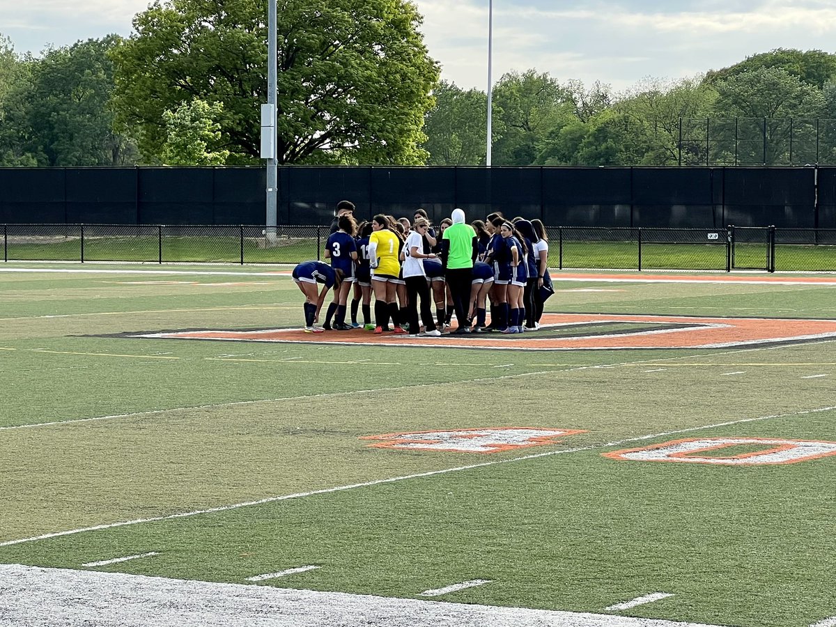 CwoodCoachT's tweet photo. Congratulations to @CoachSammyMroue and the Lady Chargers with their 2-1 OT win over Edsel Ford 👏🏽 @samanthaayoubbb with the equalizer and Natalia Sobh with the game winner on a PK! @CHS_ChargersAth @CrestwoodFball @CrestwoodSoccer https://t.co/qyMskI2SC4