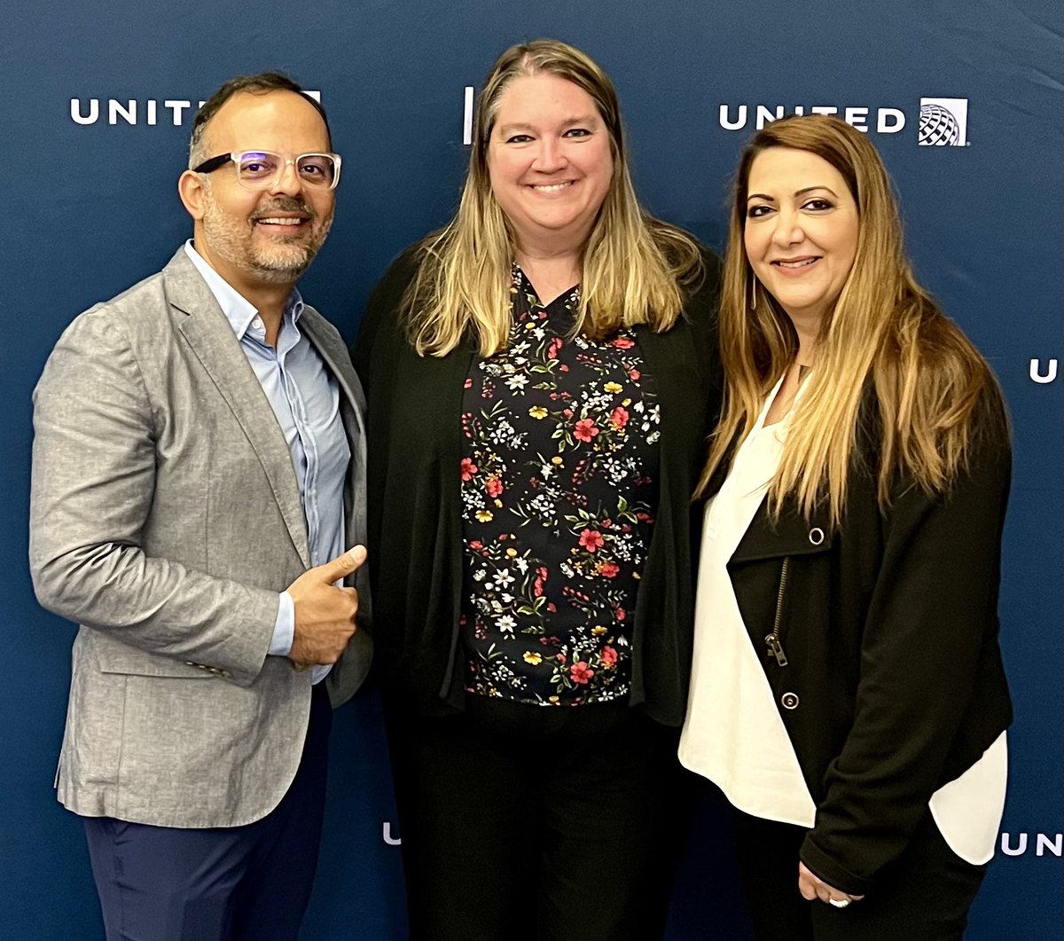 Thank you <a href="/united/">United Airlines</a> Team CBO <a href="/clemence_farraj/">Clemence Farraj</a> &amp; Melissa Tompkins for all your support of Team Lines West! <a href="/JMRoitman/">Jon Roitman</a> <a href="/MikeHannaUAL/">Mike Hanna</a> <a href="/DJKinzelman/">David</a> @Rahman_UAL