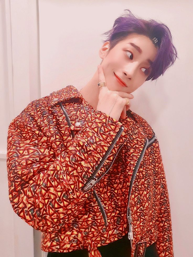 DEM1C0RE's tweet photo. ⠀⠀ ࿔  𝗗𝗲𝗺𝗶.án neꭐ up𝖽̵𝖺̵𝗍̵𝖾̵ n𝗼᪲w

¿me oyeron gritar? es por que estoy haciendo acto de presencia para el #REVELITYDB feliz de estar hoy y poder disfrutar ¡amo! 🌷
    #𝐋oveisa𝐆ame #𝐑𝐑w𝐑evelity https://t.co/OUeXOSDqiQ