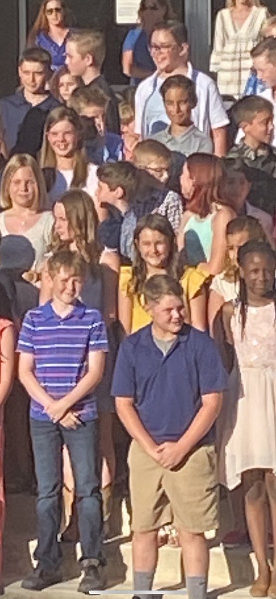 sdriffill22's tweet photo. Finished 5th grade with all A’s for the year!! Middle school up next! Proud of you Reese. #girldad #makeitslowdown https://t.co/oKs30UOWTT