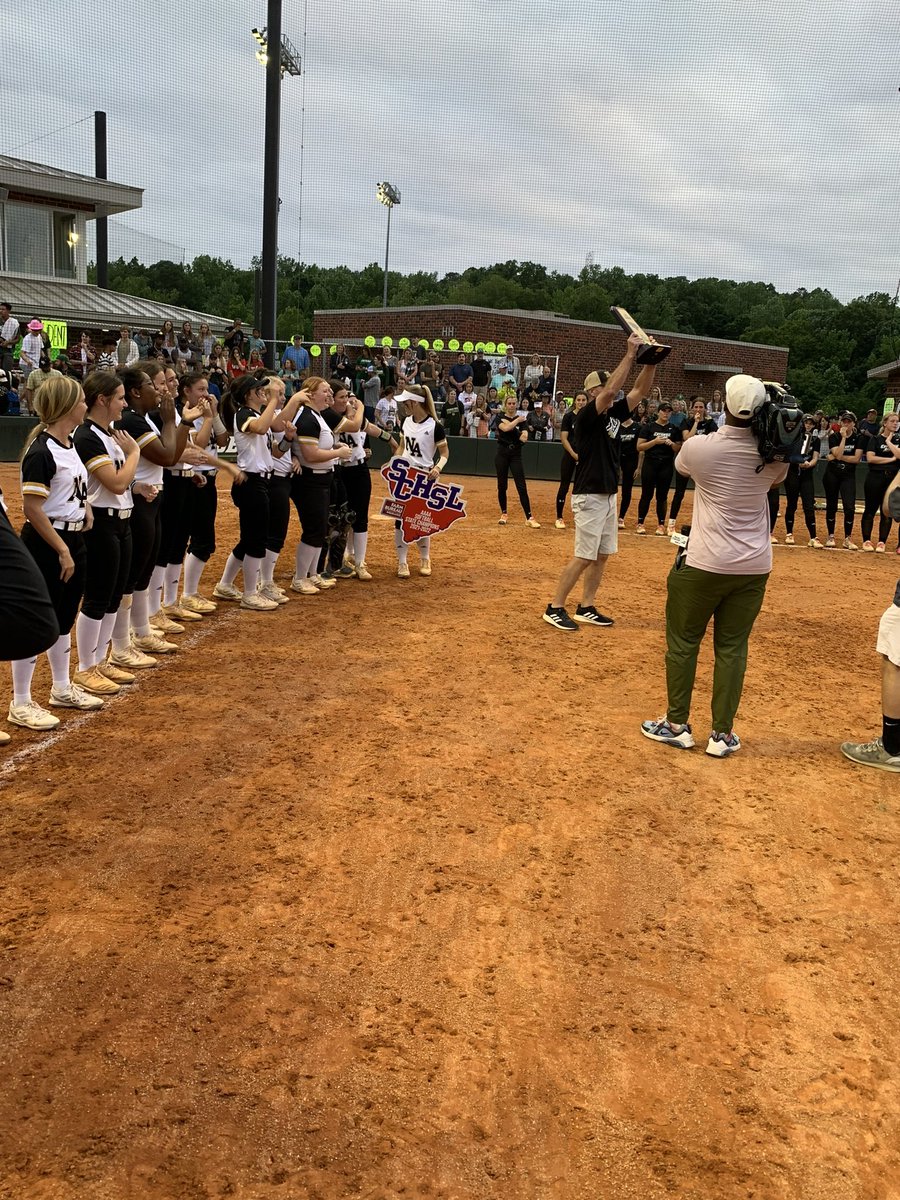 SCHSL's tweet photo. 👏 Congratulations @NorthAugustaHS Class AAAA 🥎 Champions 🏆 🥇 https://t.co/g0qjdQvK8L