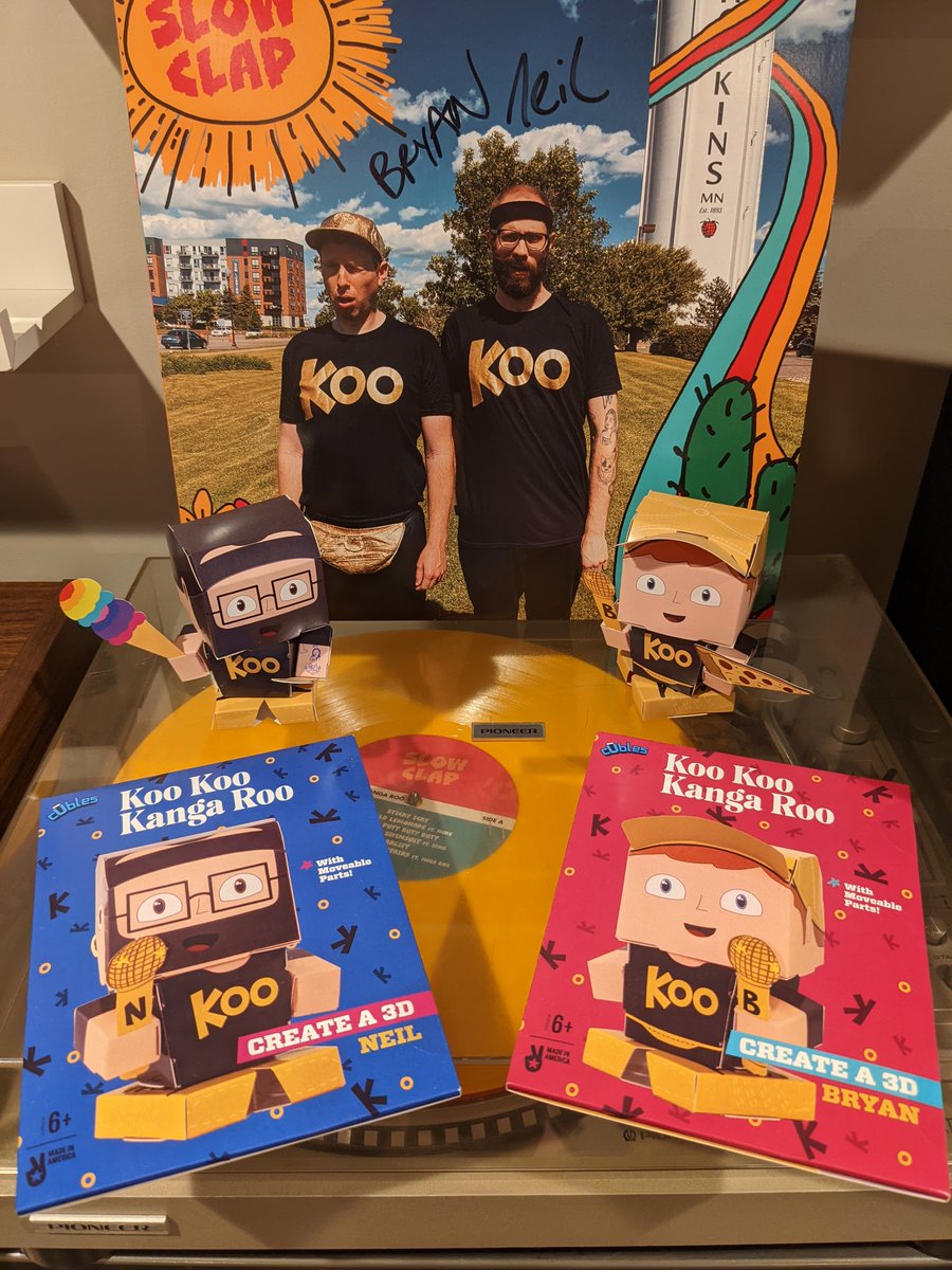 Have you seen the awesome @KooKooKangaRoo Cubles? Only available directly from them, so check it out! One of our favorite kids bands! #kookookangaroo #cubles #STEM #madeinusa