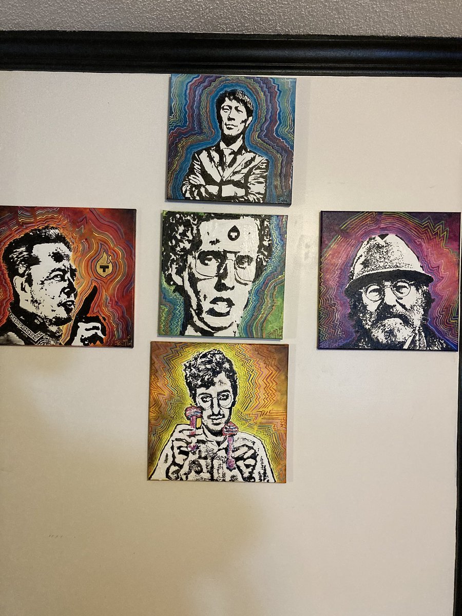 JoeyWintART's tweet photo. #5 #hamiltonmorris 30 for 30 painting challenge. #trippy #chemist #nftpainting @ThetaDrop @THETAtv @Theta_Network @VICE drop title suggestions and other people to paint 👇 below. #NFTCommunity #theta #tfuel #trippyart https://t.co/VKrwCo9nqt
