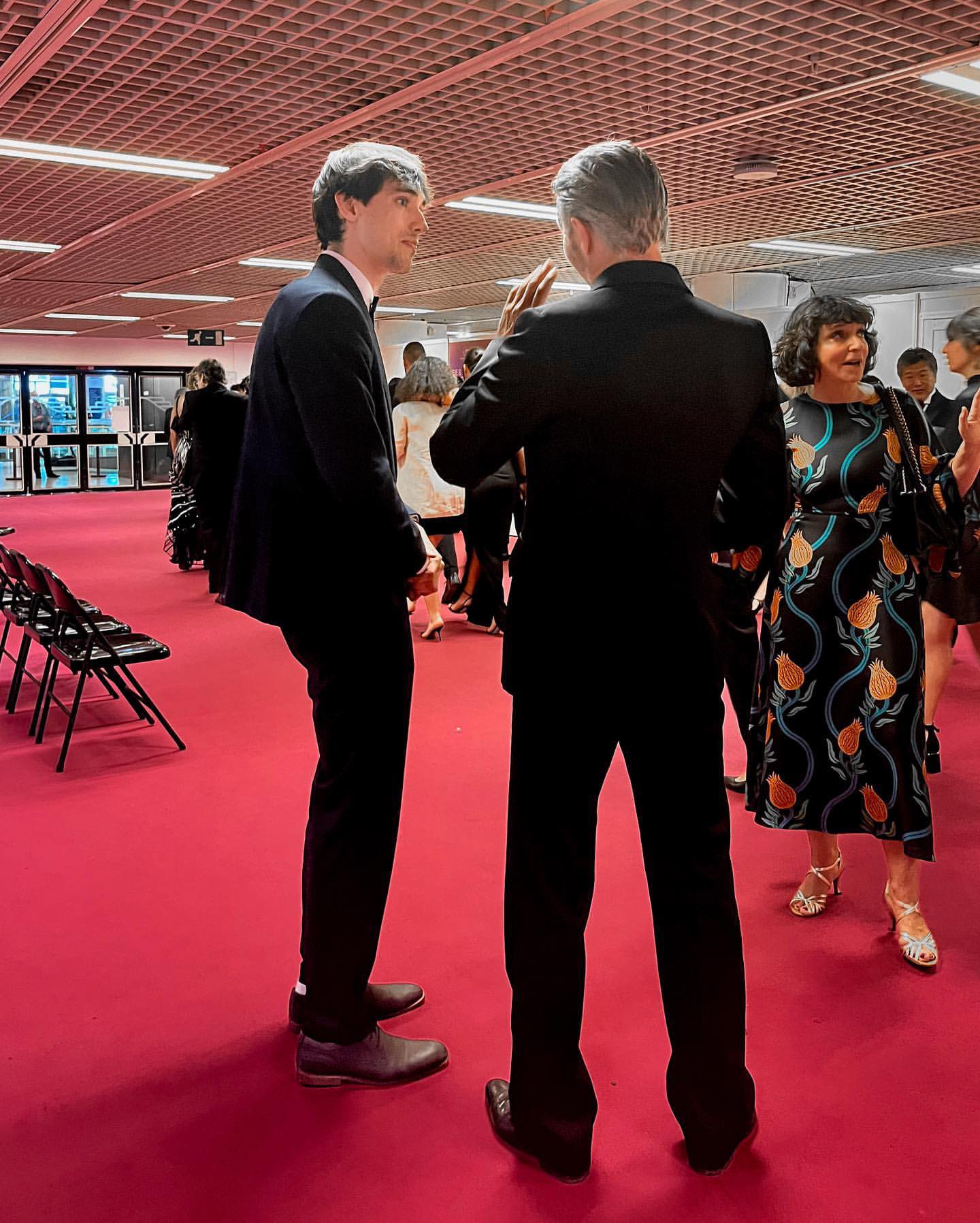 Mads Mikkelsen Fan Japan あのchopardさんのアカウントにもやっとマッツが フォトグラファーは先日素敵なファンタビキャストの写真を撮ってくれたgreg Williamsさんです T Co 9chgkhjgus Madsmikkelsen マッツ ミケルセン