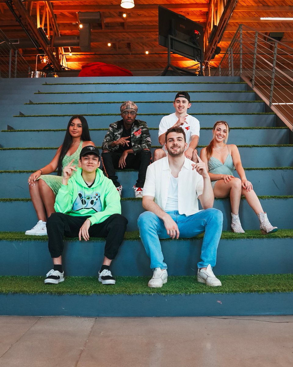 FaZe Clan tweet media
