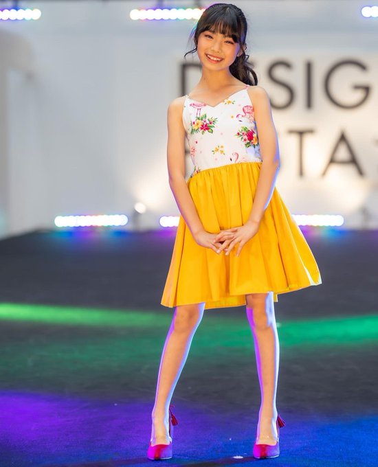 Twitterのコスプレ画像18