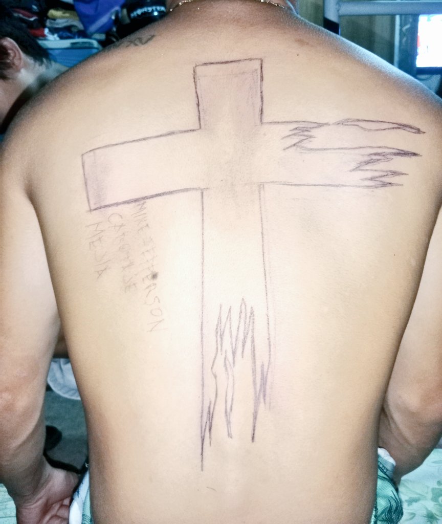 Bongski027's tweet photo. I try Tattoo. To my brother 🤗🤗🤣 https://t.co/OnHUEIopFW