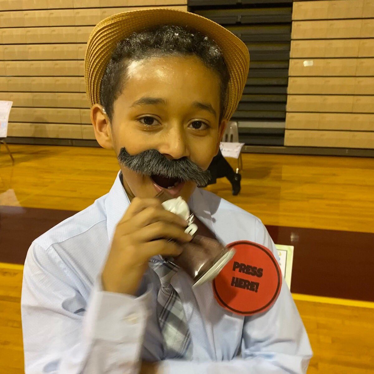 stmschoolatown's tweet image. #STMscholars Our 3rd Graders held their annual "Living Wax Museum" where they had to memorize a speech, complete a poster and dress up as a character from history — always a highlight of the school year to see the creativity! #STMspirit #theSTMdifference ❤️🖤