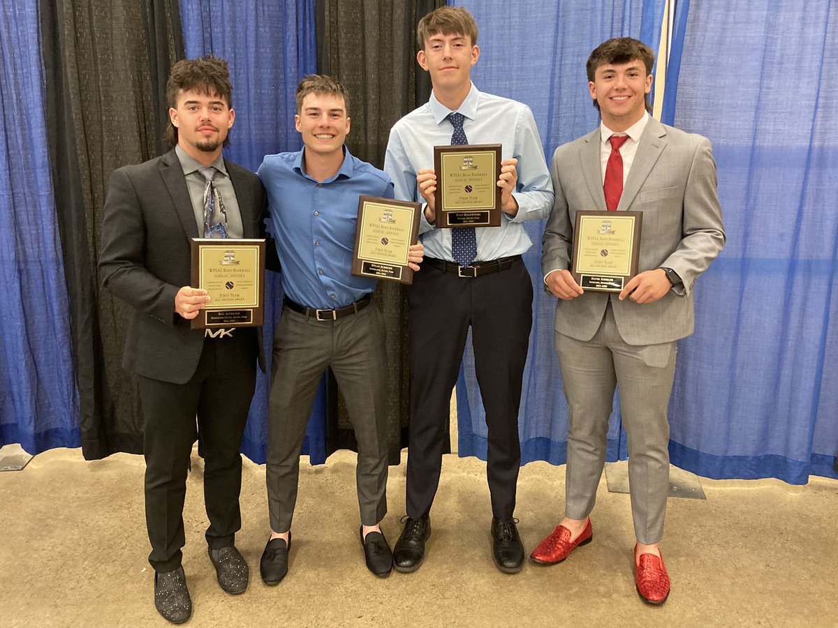 bp_hawks's tweet photo. Congratulations to the All-Section Hawks! 💪⚾️

1st Team
Cody Geddes - IF
David Kessler - IF
Dylan Schmude - OF
Evan Holewinski - P
Ray Altmeyer - DH

2nd Team
Bo Conrad - IF
John Chalus - C

Honorable Mention
Ben Hudson - OF

Picture from 1st team @Big56Conference banquet

🚀🏔 https://t.co/Zdc7f2OdPr