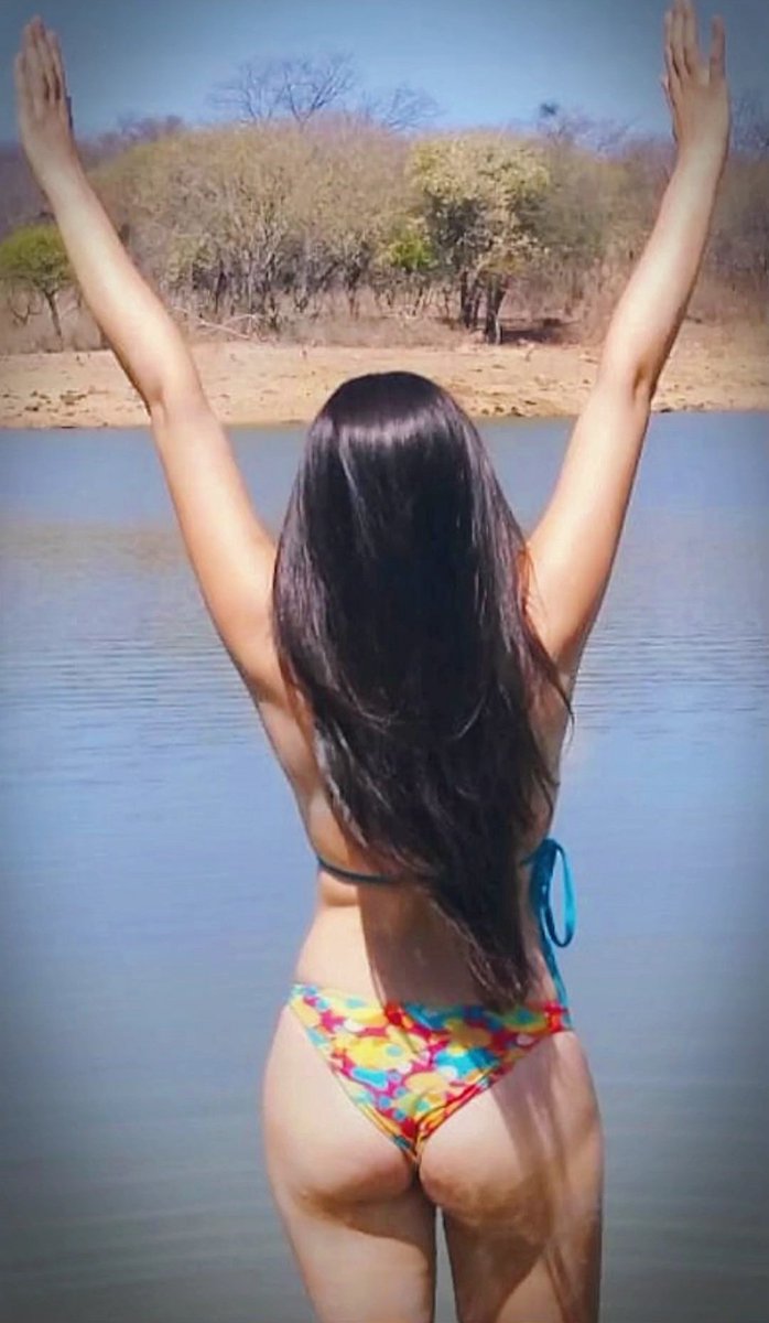 CrisPer26999941's tweet photo. Se tiver muita curtida libero vídeo meu transando 🔥🤭

#bunda #gostosa #gozada #BUNDAAWARDS #BUCETASAWARS https://t.co/fcRPJhY56e