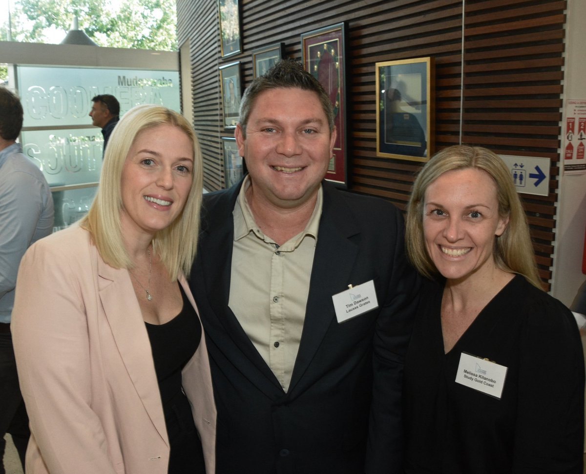 LauxesGrates's tweet photo. Yesterday we attended the City of Gold Coast Council Chambers to formally accept our monthly Gold Coast Business Excellence Award for May 2022! 

We're lucky enough to have won one of these prestigious awards for the last 5 years!

#lauxesgrates #lineardrainage #goldcoastbusiness https://t.co/r4BPXfiUXv