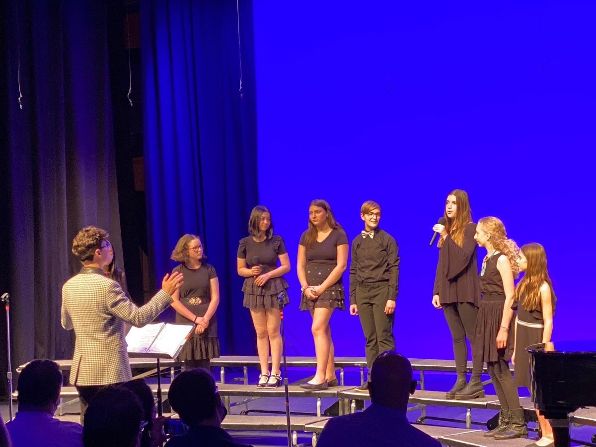 Harvey Middle School tweet media