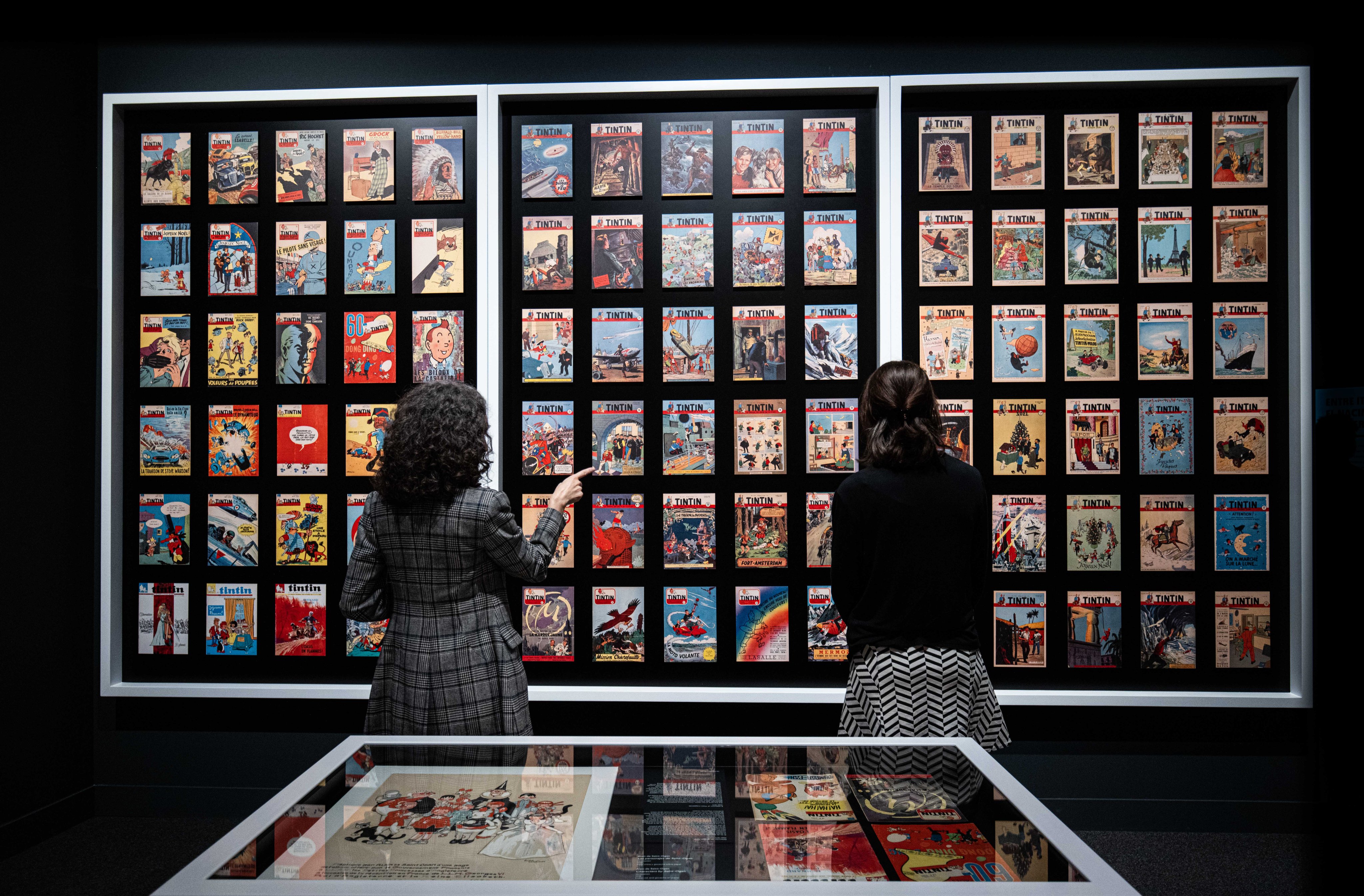 vista de sala de Cómic. Sueños e historia en CaixaForum Madrid presenta al noveno arte como espejo de realidad capaz de captar cambios en la sociedad y los modelos de imaginación