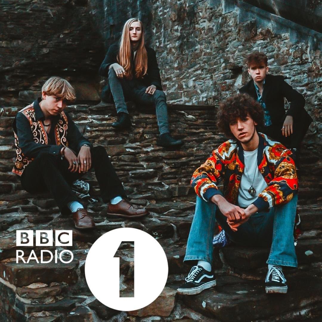 ForgeAMP1's tweet photo. One of our brand new Forge Ahead Initiative bands Zac and The New Men are having their new single β Social Blur β played on BBC - RADIO 1 future alternative.
-
#radio #bbc #bbcradio1 #NextGenRock
the lads are playing at The Forge Ahead Festival too
https://t.co/dBJUiqlWX3 https://t.co/SHZ9inM6N0