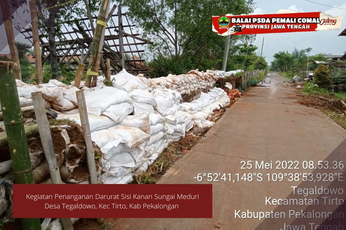 Kegiatan Penanganan Darurat Sungai Meduri 
Lok :
Desa Tegaldowo
Kec Tirto
Kab Pekalongan

Kolaborasi :
Balai Psda Pemali Comal 
DPU Kab Pekalongan
BPBD
Masyarakat sekitar

#Jatenggayeng
<a href="/dpusdatarujtg/">Dinas PUSDATARU Jateng</a> 
<a href="/ekoyunianto1055/">Eko Yunianto</a> 
<a href="/erdete66/">er de te</a>