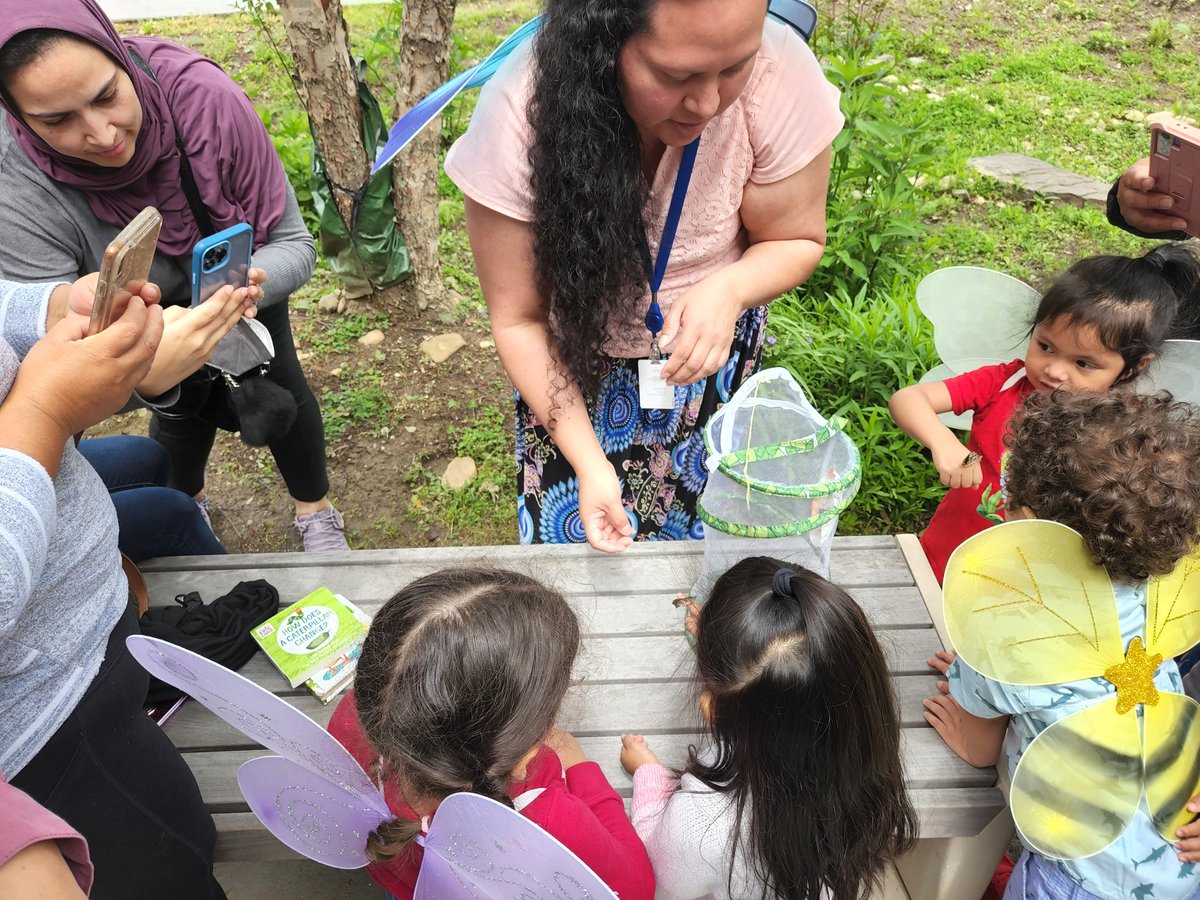 On a day we all needed some extra joy our little ones and their moms released the butterflies. We observed the whole life cycle. Now we will watch for them when we go out to play. <a target='_blank' href='http://twitter.com/APSCareerCenter'>@APSCareerCenter</a> <a target='_blank' href='http://twitter.com/APS_EarlyChild'>@APS_EarlyChild</a> <a target='_blank' href='http://twitter.com/APSACCECE'>@APSACCECE</a> <a target='_blank' href='http://twitter.com/APSscience'>@APSscience</a> <a target='_blank' href='https://t.co/cqvx5Dq0sL'>https://t.co/cqvx5Dq0sL</a>