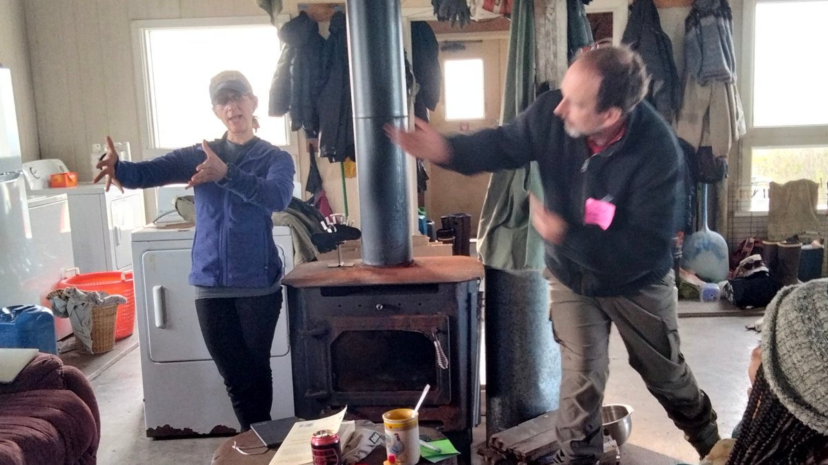 The 2022 edition of the Middleton Island #seabird #conference 🙃 Students&amp;researchers share projects underway on the field. Greatly improved by <a href="/ArcticEcology/">Kyle Elliott</a> 's great animation skills 😉A lot of good science on the way from <a href="/NakajimaChinats/">Chinatsu Nakajima</a> <a href="/shannon_leone/">Shannon Leone Fowler</a> &amp; more!