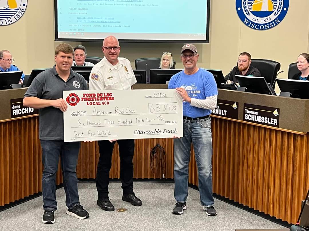 FDLfirefighters's tweet photo. 💥💯We are HAPPY to team up with our City Fire / Rescue Management and the American Red Cross of Wisconsin to raise $6,334.25 😀 to directly benefit the people who need assistance. 
💭
Our wonderful community 🙌 support is the reason we can continue the greatness, THANK YOU! https://t.co/p2F4Cao41z