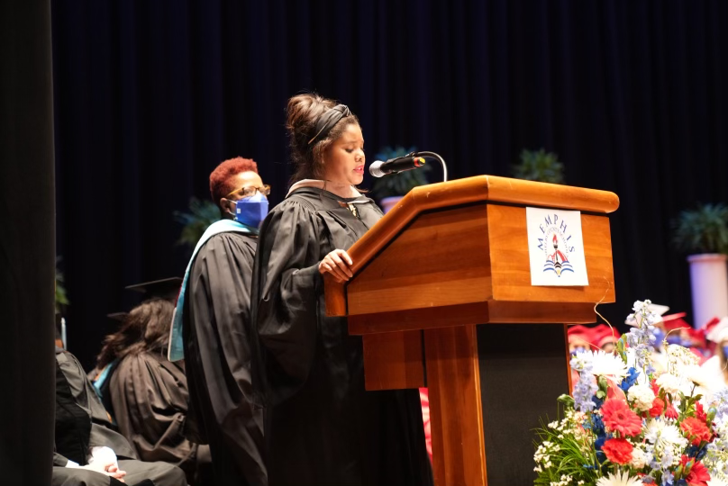 MSCSK12's tweet photo. Check out highlights from today’s graduation ceremony! Congratulations #MSCSFirstCla22!
🔹 Memphis Virtual School
To view ceremony live streams and find the full graduation schedule, visit https://t.co/RIyHJVYiBg. https://t.co/TLUjl2wIpQ