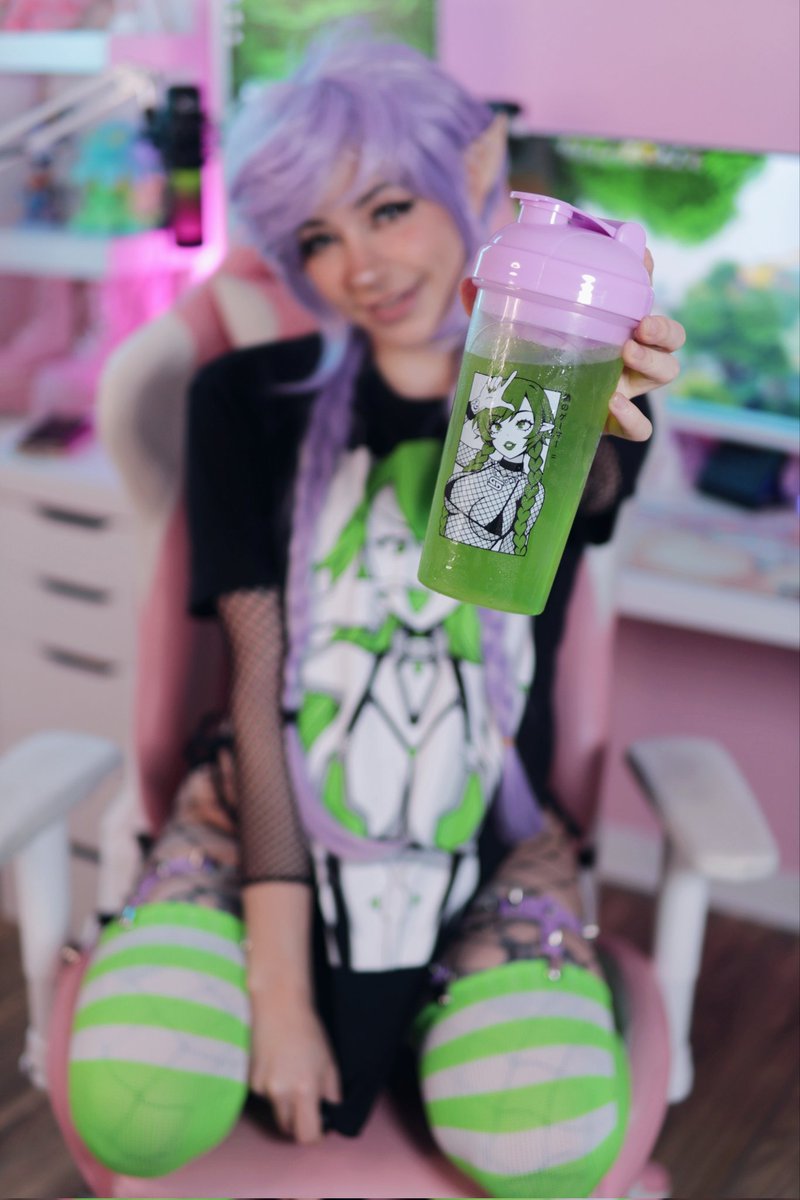 rustyxfawkes's tweet photo. GUESS WHAT GAMERS 😎
If you ever wanted a Rusty Fawkes @GamerSupps waifu cup it's COMING SOON. 
Letsgooooooooo https://t.co/jnj6TqJLn1
