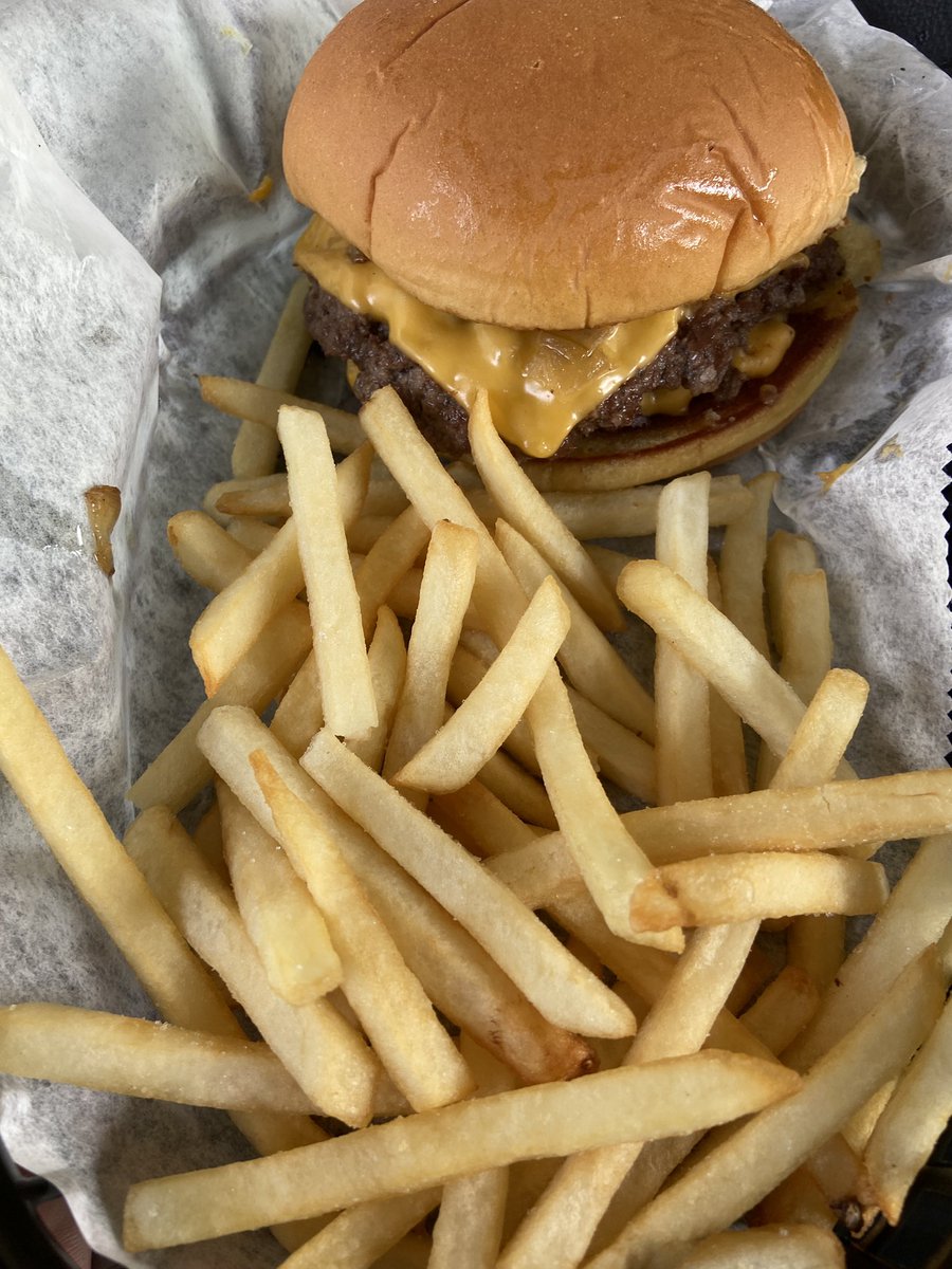 Food Around NJ Episode 8 *Featuring Seymour's Smoked Cheesesteak and more!
youtu.be/LKwsN_361TA #njfoodblogger #njrestaurantreviews