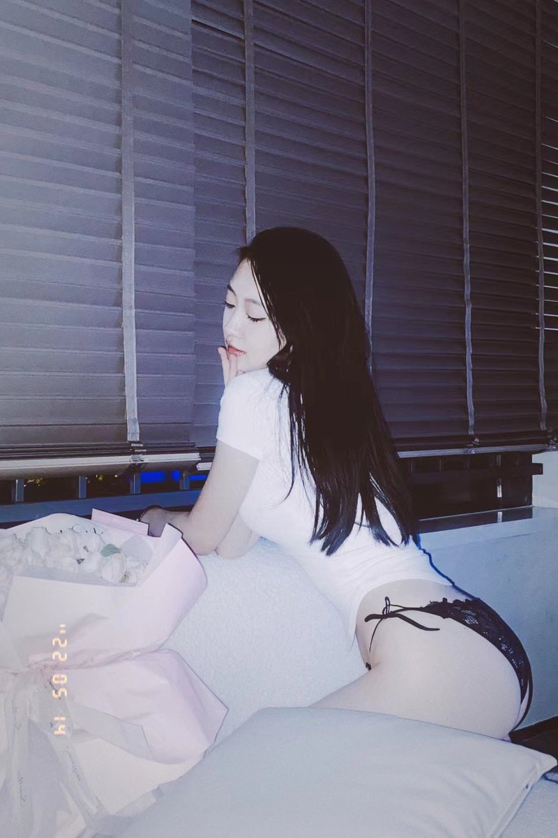 XuJayk's tweet photo. 更新一下露脸照吧 #女大学生 https://t.co/S4K17dO5KS
