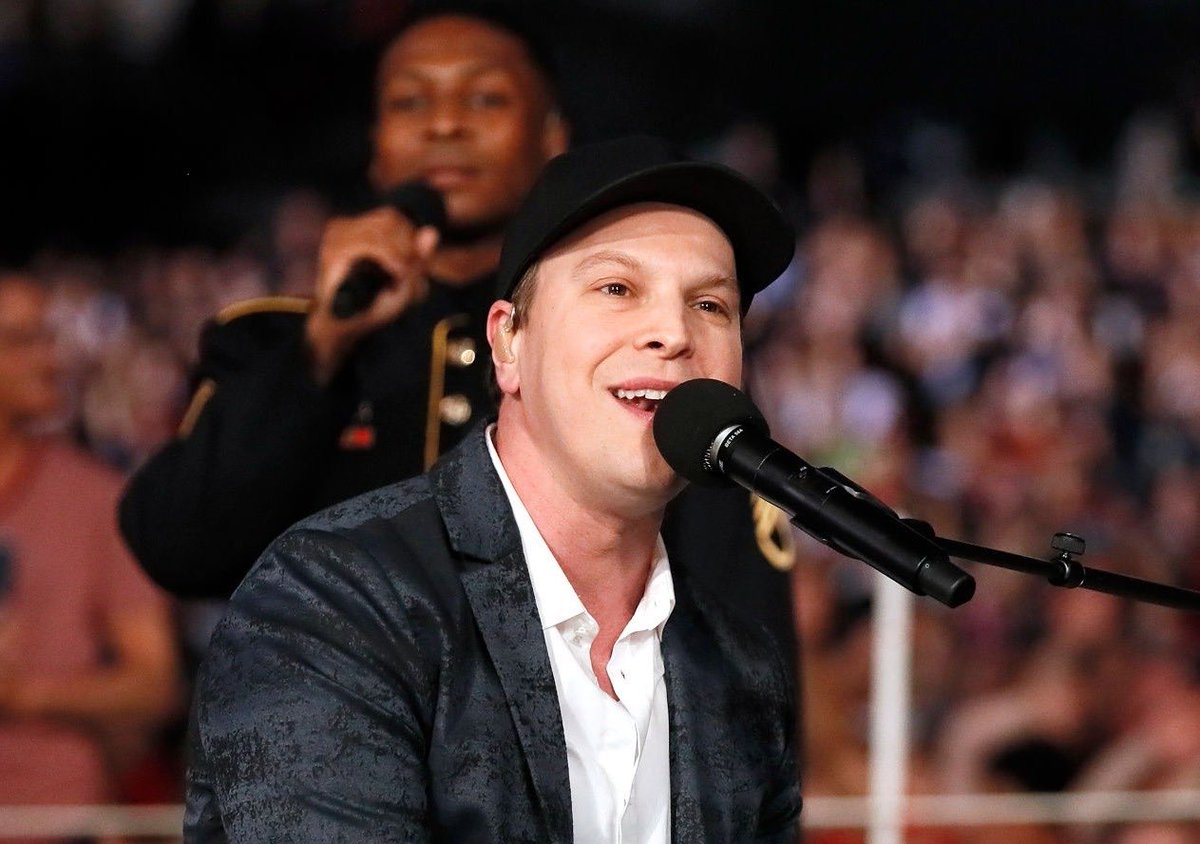 .<a href="/GavinDeGraw/">Gavin DeGraw</a>
National Memorial Day Concert
U.S. Capitol, West Lawn in Washington, DC.
May 25, 2019
📷: Paul Morigi and Toby Knapp