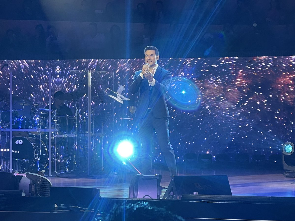 SACM_Oficial's tweet photo. 📣¡Tercera llamada! 📣

A lo largo una década, @elcantoral_ se ha posicionado como un lugar emblemático, símbolo de calidad y excelencia. Hoy, @_carlosrivera se une a los festejos con un espectacular concierto. 

🎉 #10AñosElCantoral 🎉 https://t.co/RvtbmF7mQ8